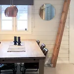 度假居 8 Person In