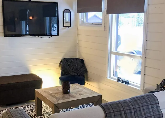 Semesterbostad 8 Person In